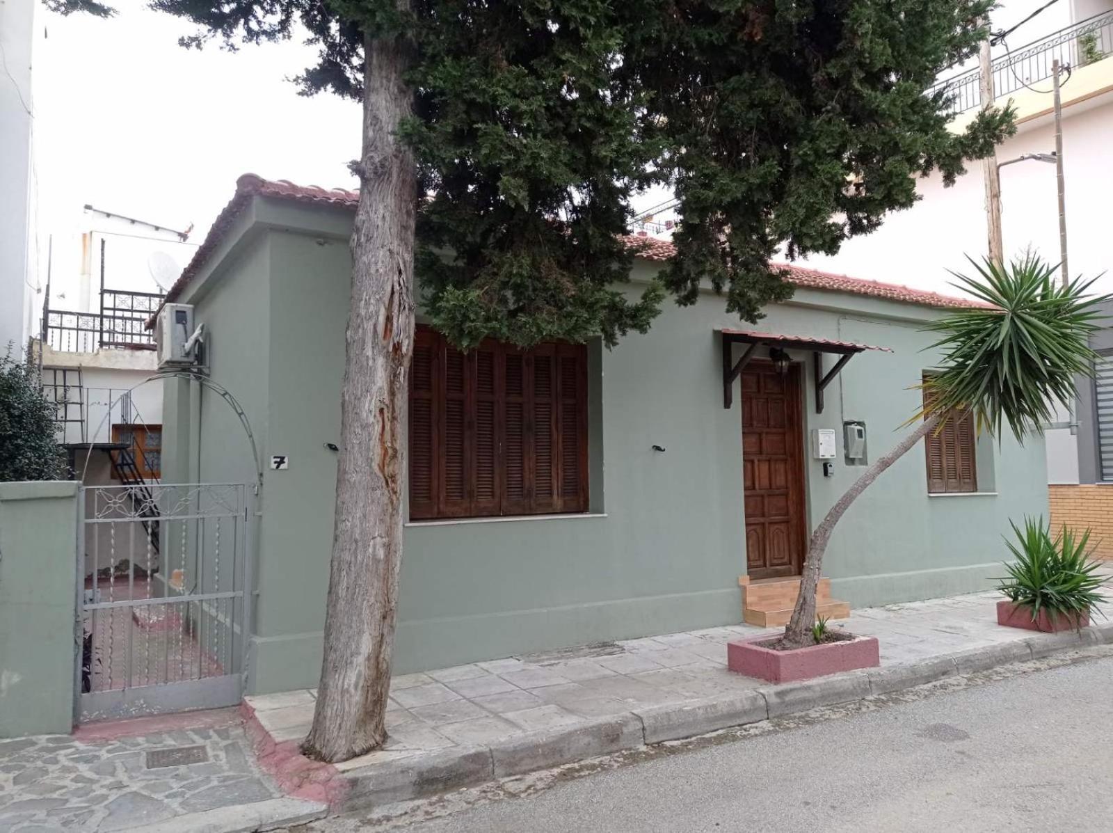 Appartamento Comfortable & Cozy House Volos Esterno foto